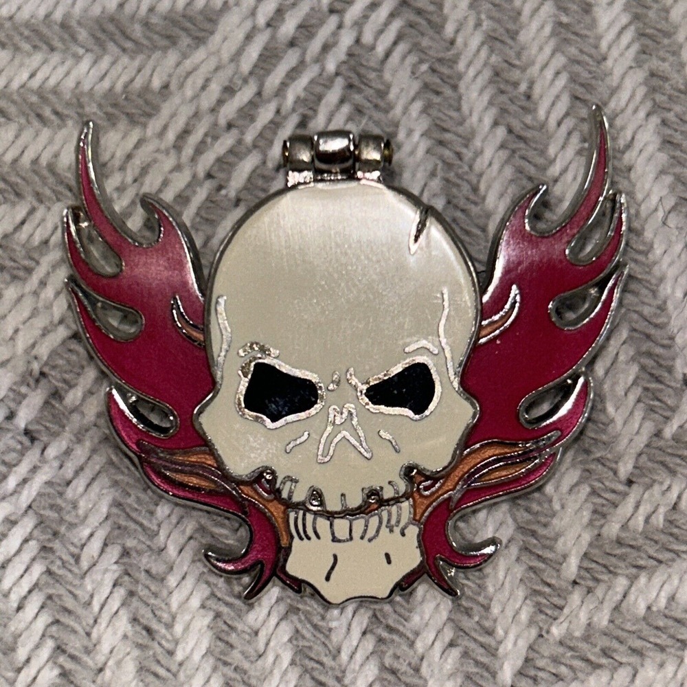 Harley Davidson Skull And Flames Enamel Pin Flip Up Las Vegas H1